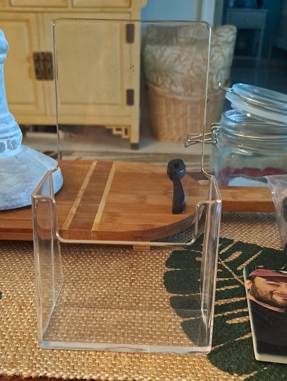 5 Clear Acrylic Display Stand Holders
